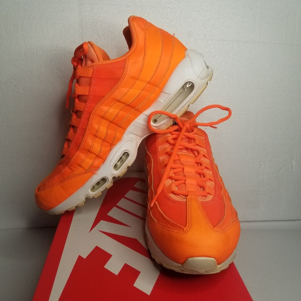 Nike Air Max SE JDI Just Do It Total